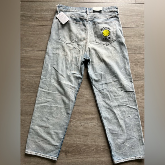 💥RARE💥. *NEW* Smiley x H&M jeans W34 - Picture 3 of 8